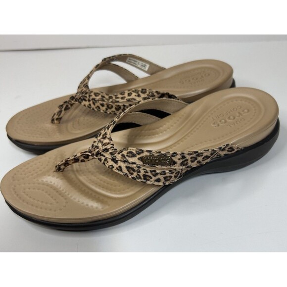 Crocs Sandals Women 5 Flip Flop Leopard Print Strappy Slip On Thong Canvas - Picture 1 of 8